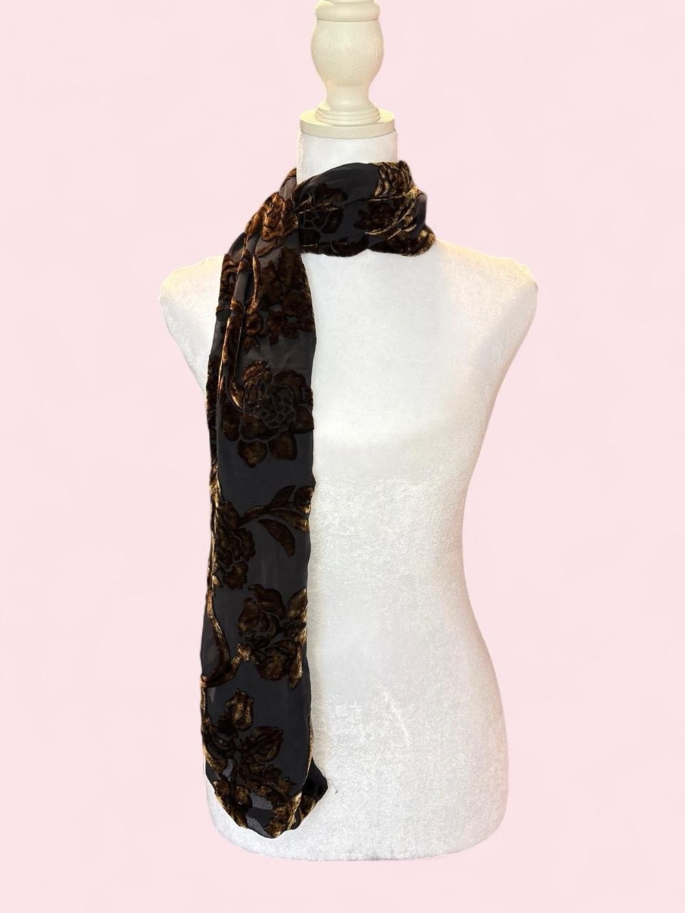 One-Shoulder Black and Gold Floral Shawl Scarf - Picture 4 of 6